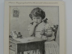 obrázek - dítě a konev