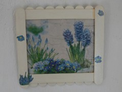 obrázek - dítě a konev