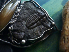 Letní náhrdelník s vinutkou TIP-TOP