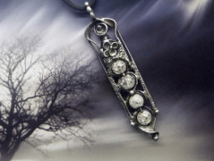 Letní náhrdelník s vinutkou TIP-TOP