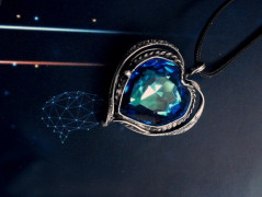 Letní náhrdelník s vinutkou TIP-TOP