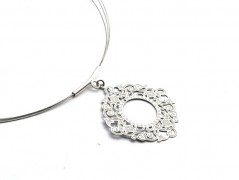 Ve fialové krajce - náhrdelník