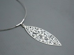 Ve fialové krajce - náhrdelník