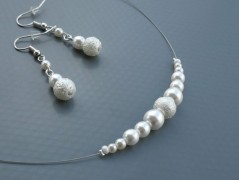 Ve fialové krajce - náhrdelník