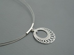 Ve fialové krajce - náhrdelník