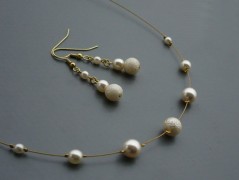 Ve fialové krajce - náhrdelník