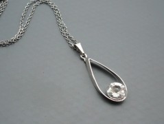 Ve fialové krajce - náhrdelník