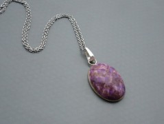 Ve fialové krajce - náhrdelník