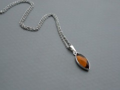 Ve fialové krajce - náhrdelník