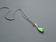 Ve fialové krajce - náhrdelník