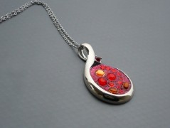 Ve fialové krajce - náhrdelník