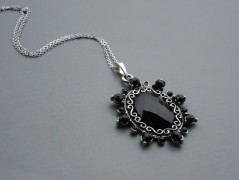 Ve fialové krajce - náhrdelník