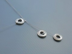 Ve fialové krajce - náhrdelník