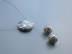 Ve fialové krajce - náhrdelník