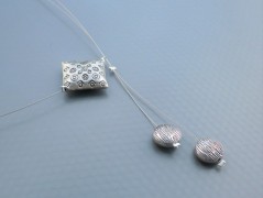 Ve fialové krajce - náhrdelník