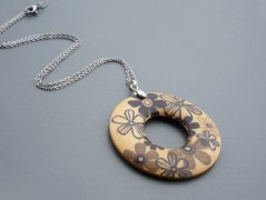 Ve fialové krajce - náhrdelník