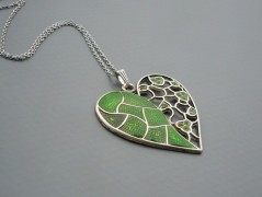 Ve fialové krajce - náhrdelník