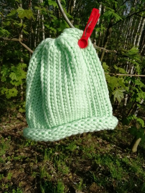 Pletená čepice - pastelově zelená čepička 