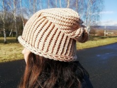 Pletená mega dlouhá čepice pruhy