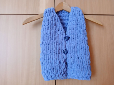 Měkká pletená vestička bez rukávů dárek holčička miminko vesta chlapeček 