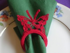 Háčkovaná velká šiška s kraječkou