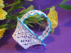 Háčkovaná velká šiška s kraječkou