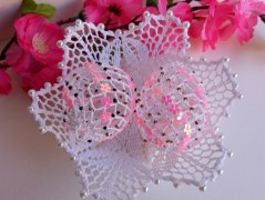 Háčkovaná velká šiška s kraječkou