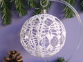 Háčkovaná koulička bílá velká č. 16
