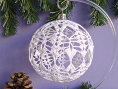 Háčkovaná velká šiška s kraječkou