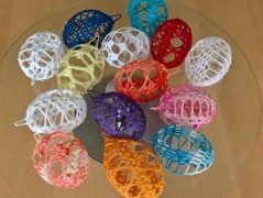 vajičko - závěs z korálků