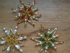 vajičko - závěs z korálků