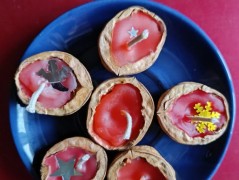 vajičko - závěs z korálků