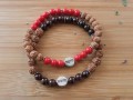 Náramek - rudraksha / korál