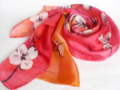 Hedvábný šátek Violet.