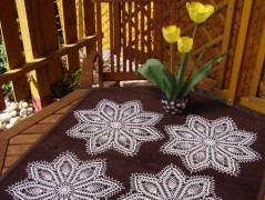 Skřítkové, rarášci, vylezte z mechu