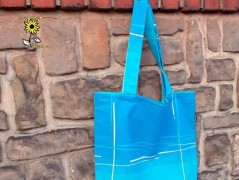 Střapatý nákrčník ,,The Red