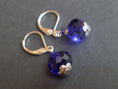 Třílístky II. ..... náušnice