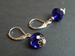 Třílístky II. ..... náušnice