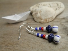 Třílístky II. ..... náušnice