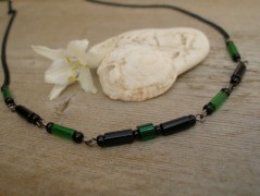 Třílístky II. ..... náušnice