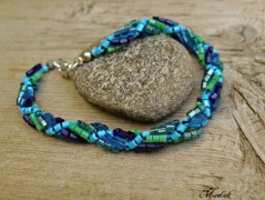 Třílístky II. ..... náušnice