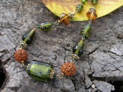 Třílístky II. ..... náušnice