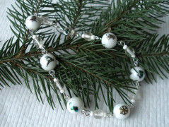 Třílístky II. ..... náušnice