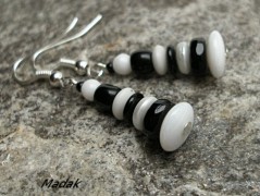 Třílístky II. ..... náušnice