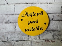 Dřevěná pokladnička se jménem