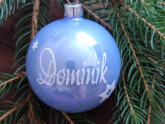 Dřevěná pokladnička se jménem