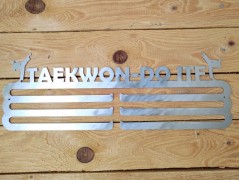 Držák na medaile - POŘÁD Z SVÝM