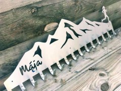 Držák na medaile - POŘÁD Z SVÝM