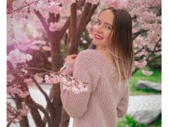 Tyrkysový dětský kabátek s kapucí