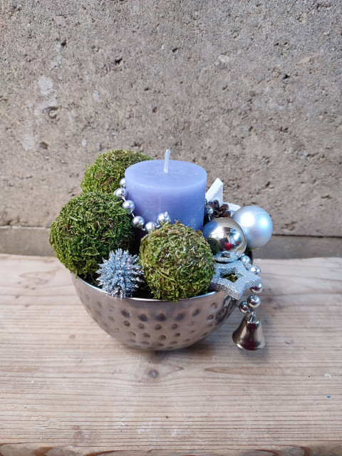 Vánoční svícen z mechu dekorace stříbrný koule vánoce svícen zelený elegantní vánoční miska mech 